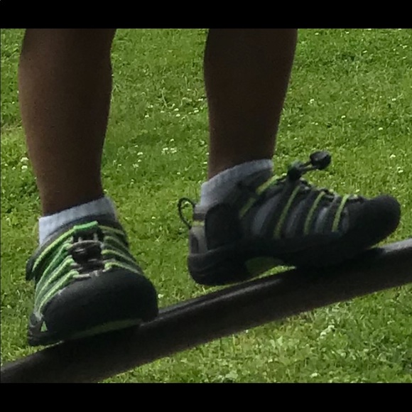 *SOLD* Keen Toddler Size 8 - Picture 7 of 7